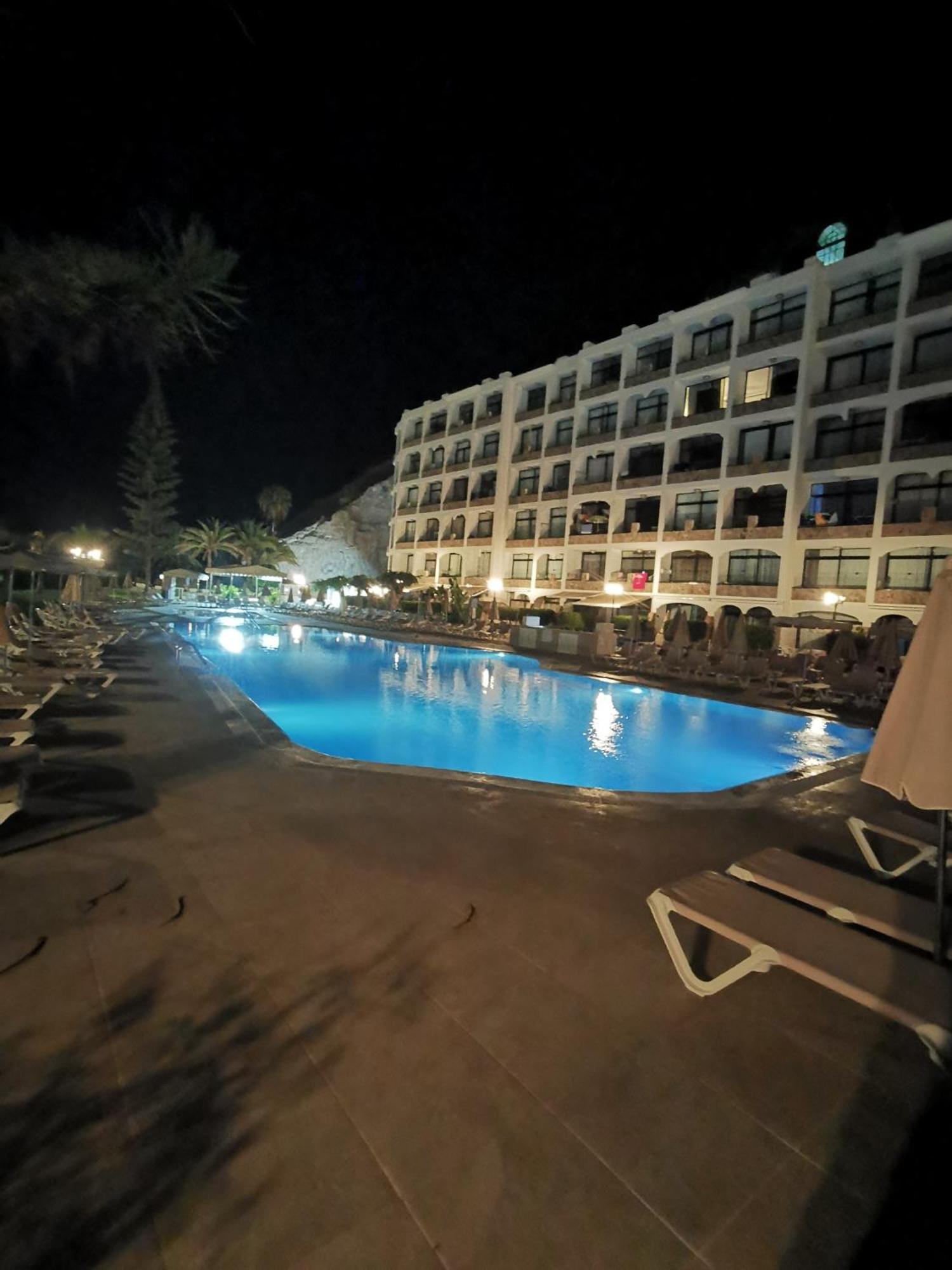 Riviera Peace Apartment Mogan Luaran gambar